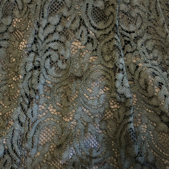 Beautiful HALLHUBER Dark Green Lace skirt, Sz 10. European brand. - Picture 5 of 11
